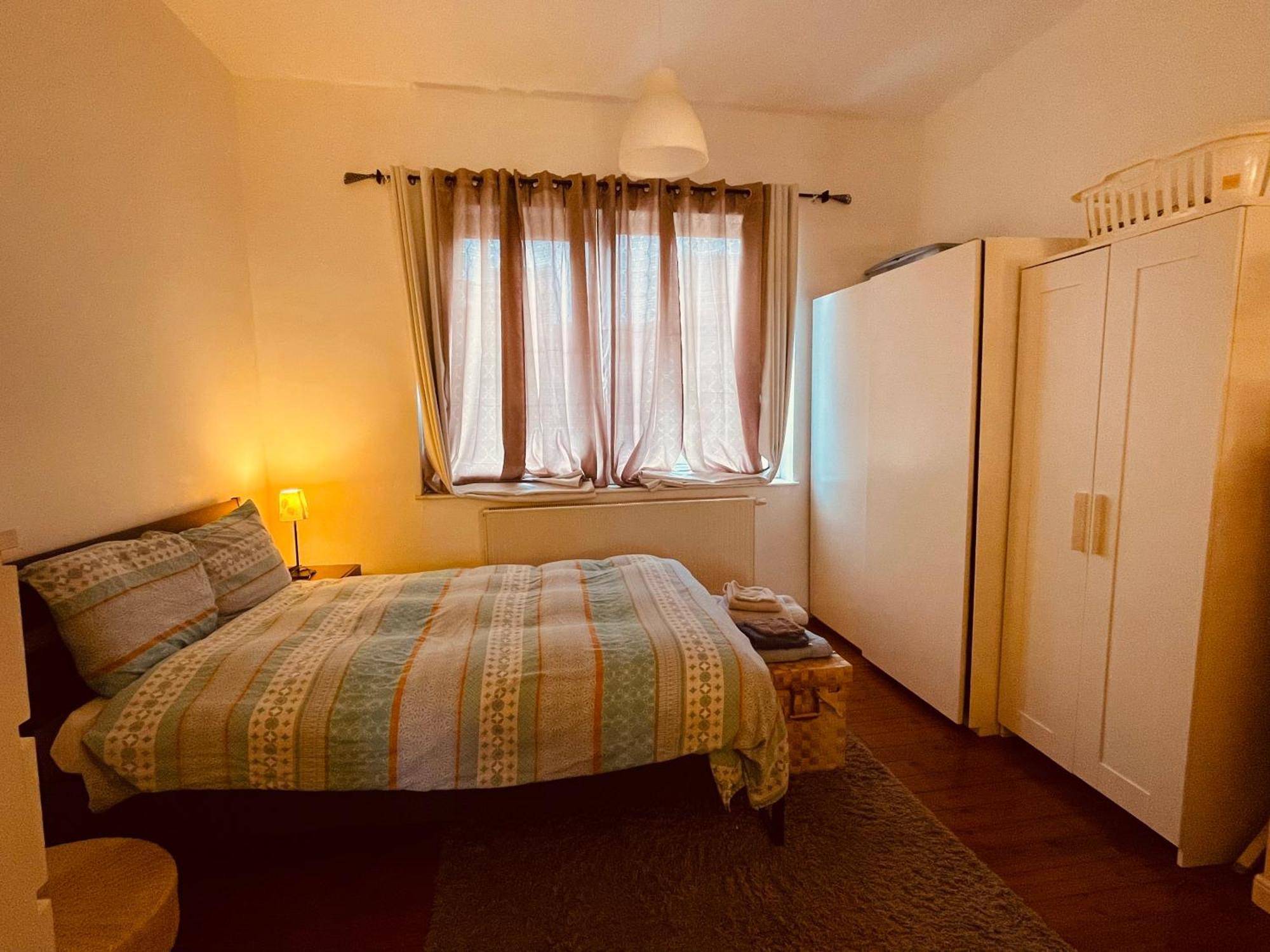 Quiet And Colorfull Flat In The Center City Of Брюксел Екстериор снимка